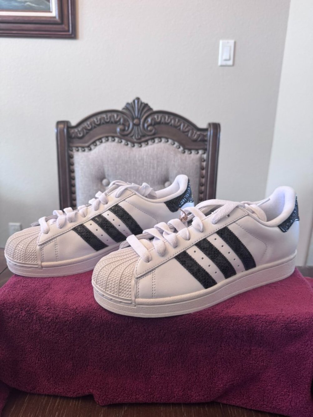 8.5 Women's Adidas white/black snakeskin accent sneakers
